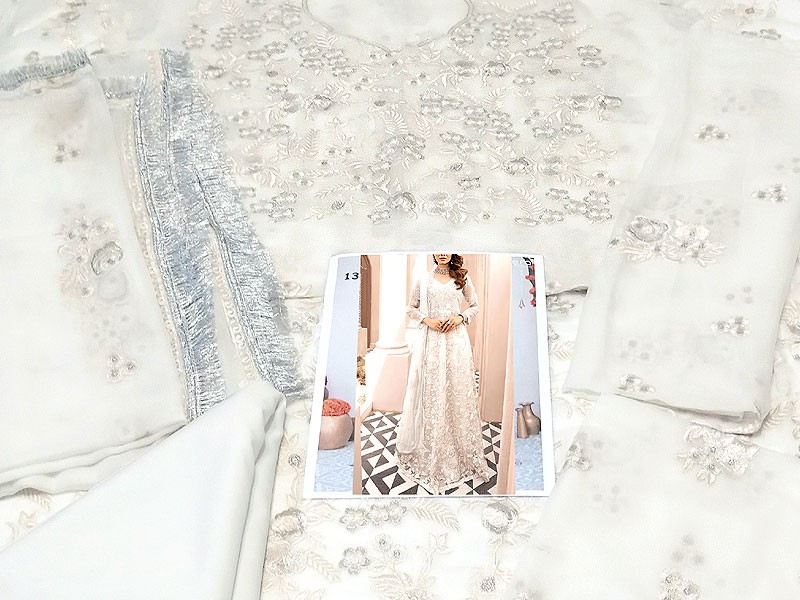 Elegant Heavy Embroidered White Chiffon Wedding Dress 2024