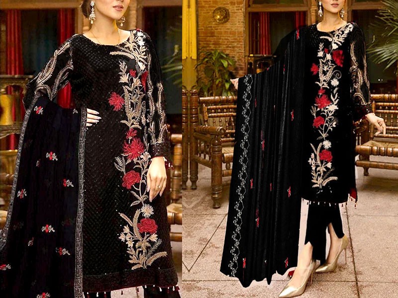 Luxury Sequins Embroidered Lawn Dress 2023 with Bamber Chiffon Dupatta Price in Pakistan