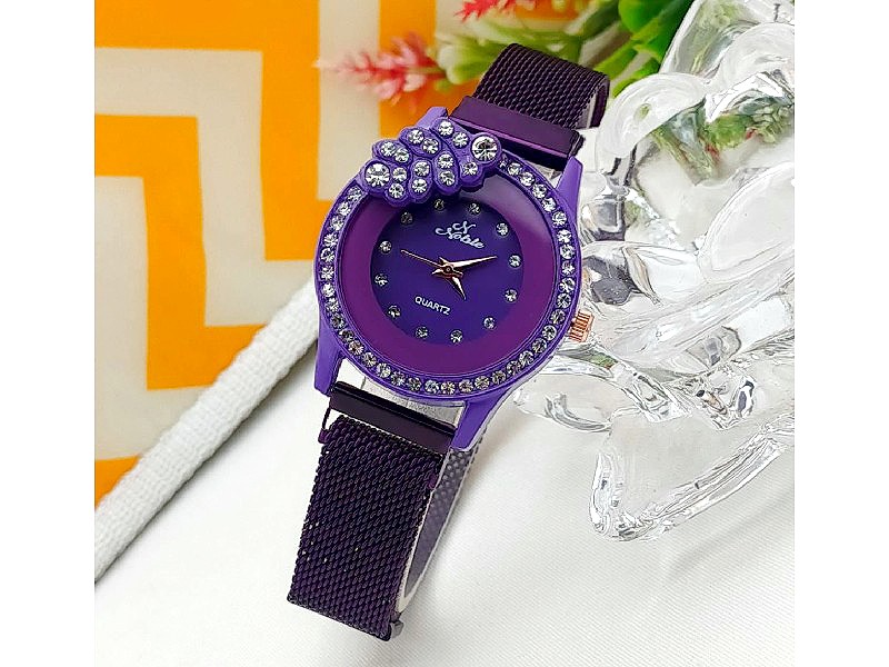 Noble Leaf Magnet Chain Fashion Watch for Ladies - Purple