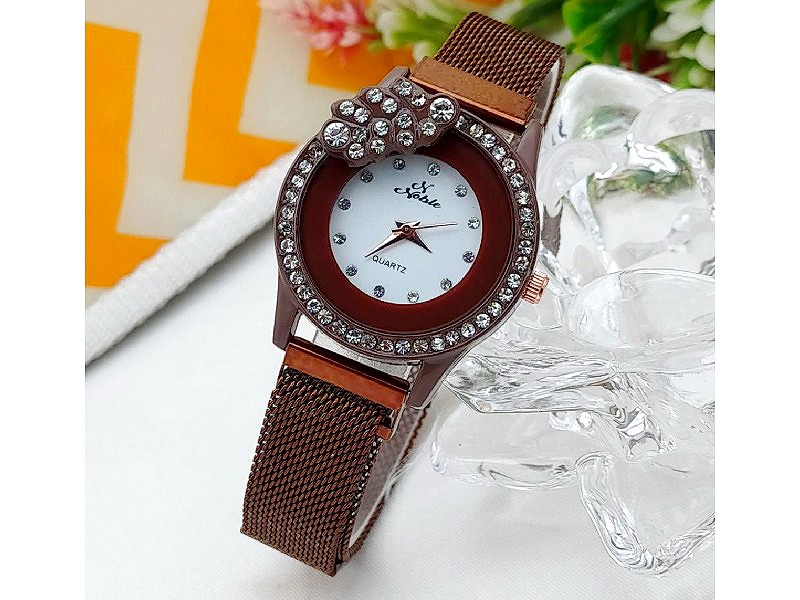 Noble Leaf Magnet Chain Fashion Watch for Ladies - Brown