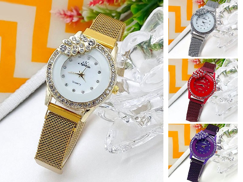 Noble Leaf Magnet Chain Fashion Watch for Ladies Price in Pakistan