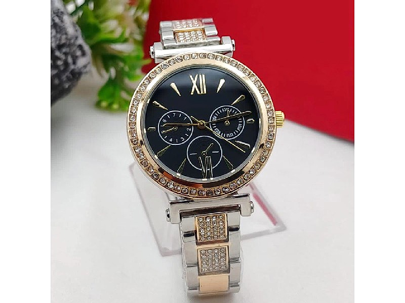 Elegant Ladies Golden Bracelet Watch Price in Pakistan