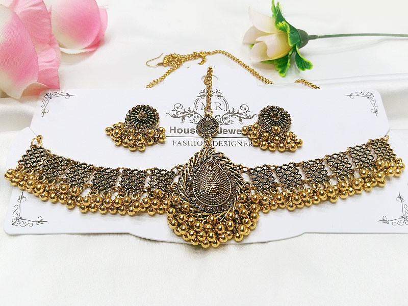 Antique Style Golden Matha Patti with Earrings