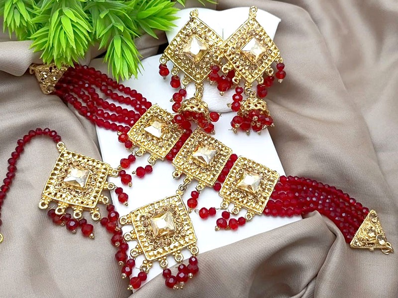 Stylish Red Stones Choker Set with Earrings & Teeka