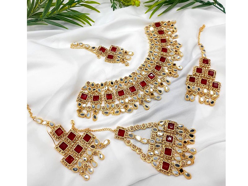 Heavy Bridal Jewellery Set with Earrings, Jhoomar & Tikka