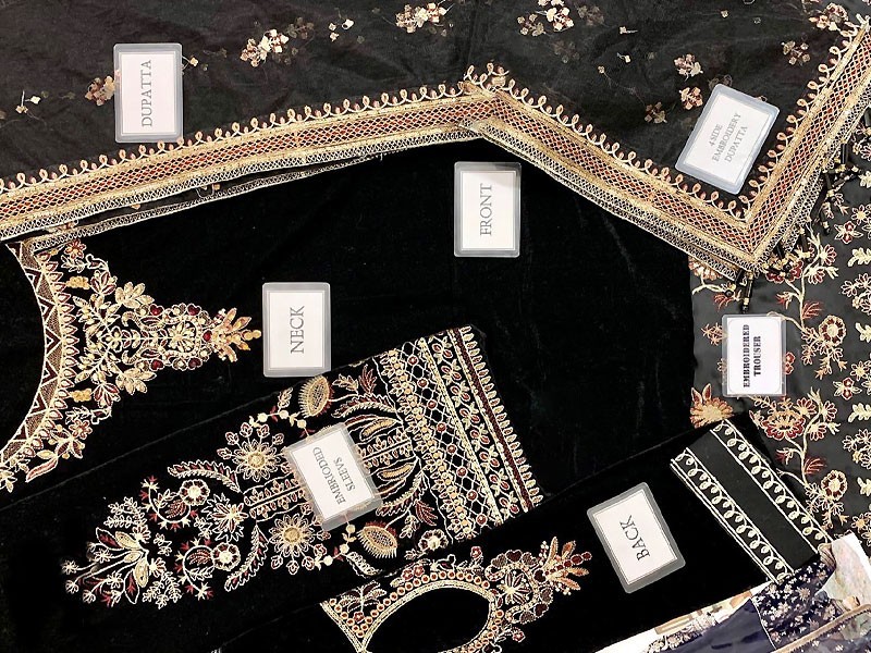 Luxury Embroidered Black Chiffon Wedding Dress 2023