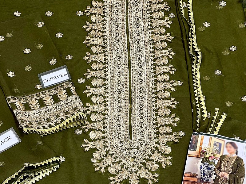 Heavy Embroidered Fancy Chiffon Wedding Dress 2023