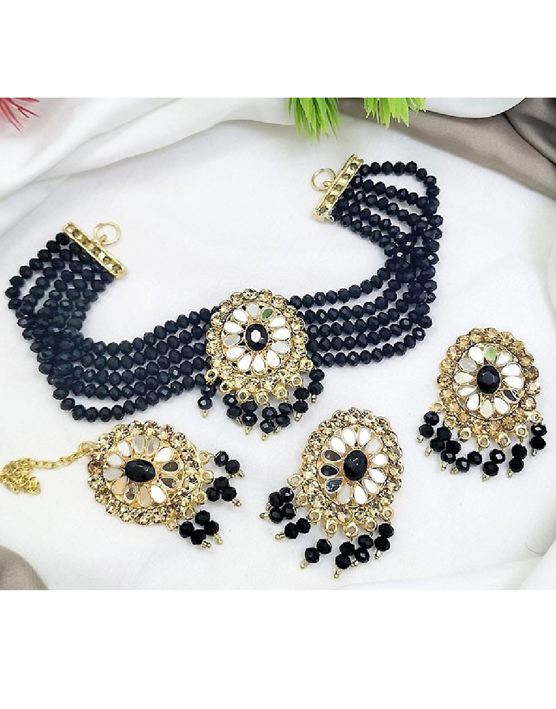 Elegant Fashion Jewelry Set with Earrings & Tikka Price in Pakistan