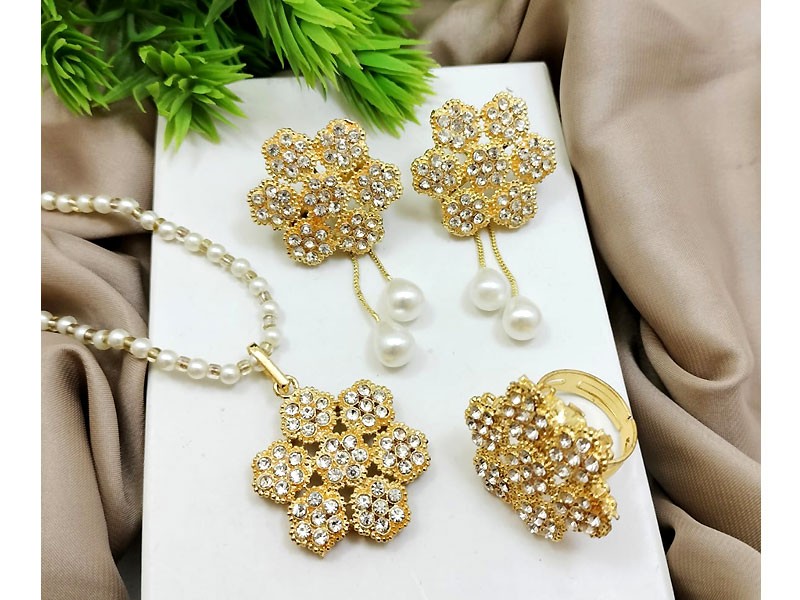 Gold Plated Party Wear Jewelry Set with Earrings & Rings Price in Pakistan