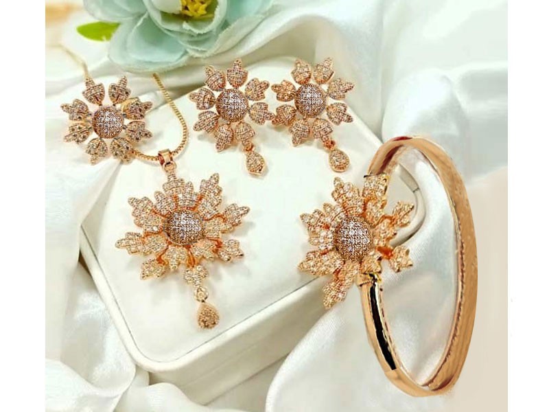 Elegant Floral Design Locket Set with Kara Bracelet & Earrings