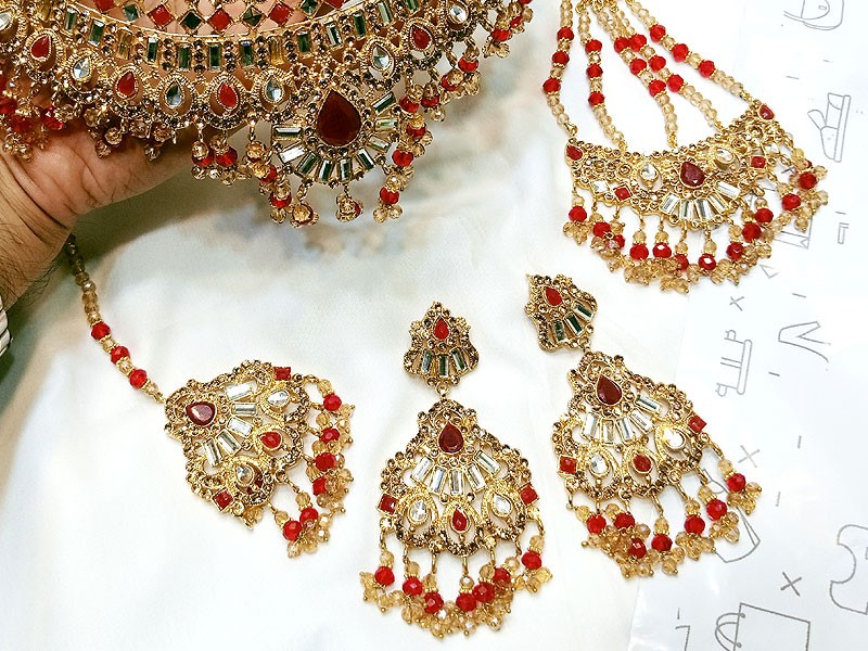 Bridal Collar Choker Necklace Set with Earrings, Jhumar and Maang Teeka