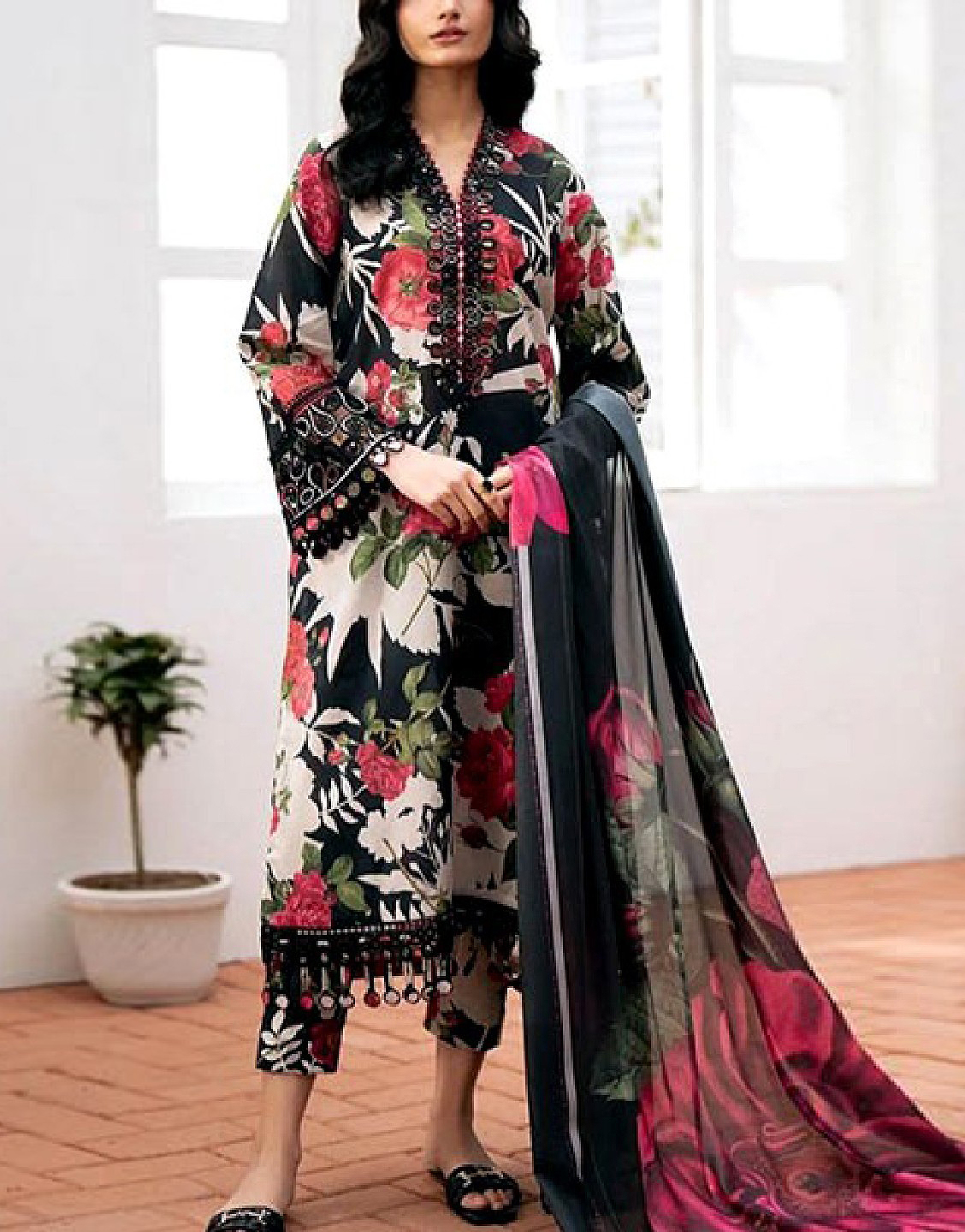 Digital All-Over Print Lawn Suit 2024 with Lawn Dupatta Price in Pakistan