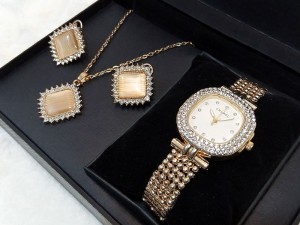 Elegant Jewellery & Luxury  Watch Gift Set with Gift Box Price in Pakistan