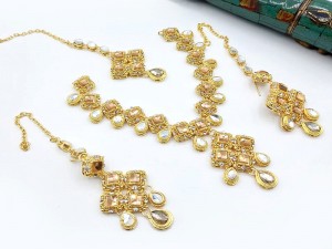 Elegant Golden Party Wear Jewelry Set with Earrings & Tikka Price in Pakistan