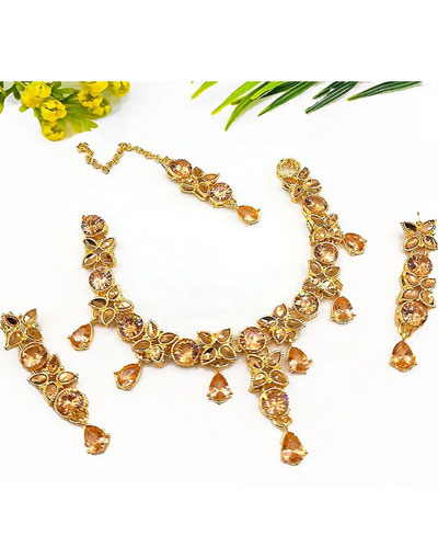 Gorgeous Party Wear Jewelry Set with Earrings & Tikka Price in Pakistan
