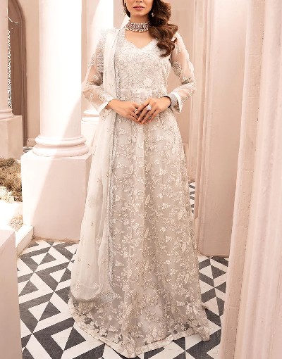 Elegant Heavy Embroidered White Chiffon Wedding Dress 2024 Price in Pakistan