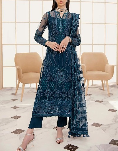 Heavy Embroidered Formal Net Wedding Dress 2024 Price in Pakistan