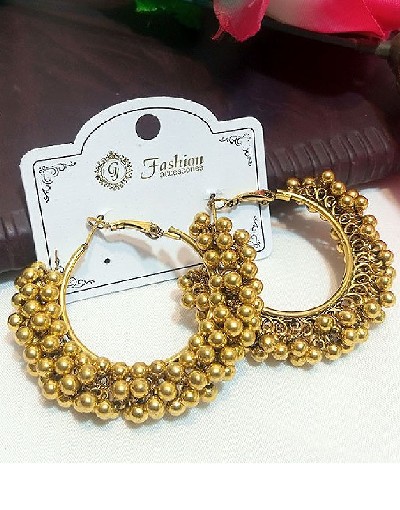 Traditional Fashion Earrings - Golden Price in Pakistan