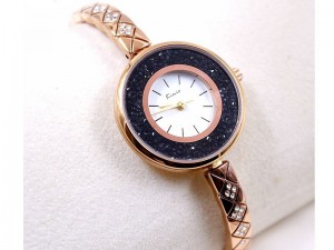 Stylish Kimio Fashion Bracelet Watch for Women K-1 Price in Pakistan