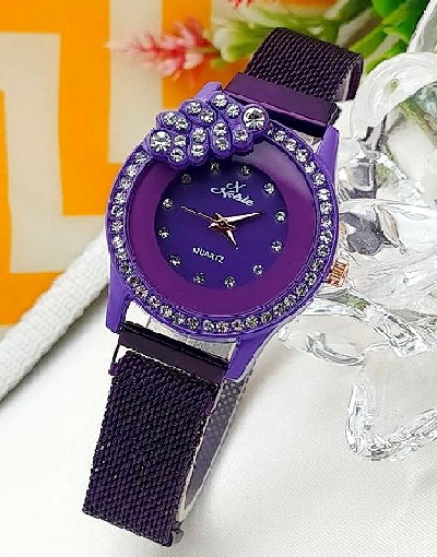 Noble Leaf Magnet Chain Fashion Watch for Ladies - Purple Price in Pakistan