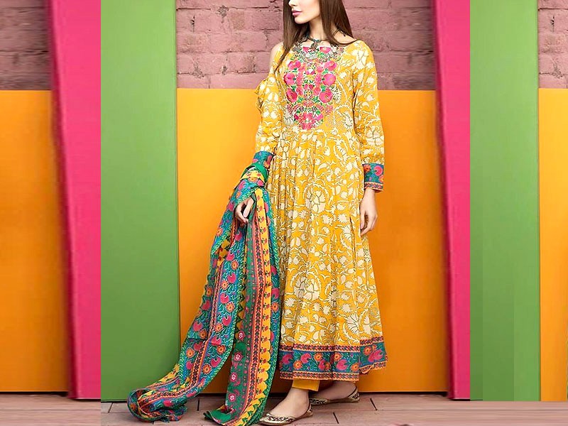 Adorable Embroidered Lawn Dress with Chiffon Dupatta Price in Pakistan