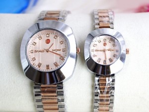 Pack of 2 Bravo Stainless Steel Chain Couple Watches Price in Pakistan