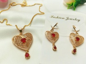 Gold Plated Drop Heart Necklace Set Price in Pakistan