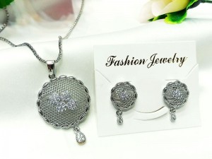 Stylish Silver Necklace Set for Girls & Women Price in Pakistan