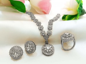 Elegant Silver Party Wear Jewelry Set with Earrings & Rings