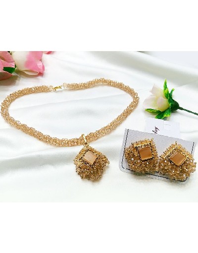 Elegant Mala Necklace Set with Earrings Price in Pakistan