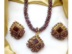 Elegant Mala Necklace Set with Earrings Price in Pakistan