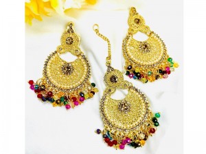 Set of Fancy Earrings & Maang Teeka Price in Pakistan