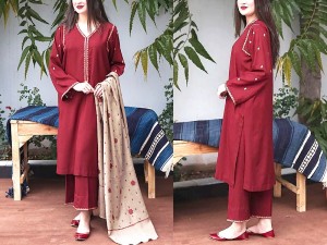Decent Embroidered Dhanak Dress with Dhanak Shawl Dupatta Price in Pakistan