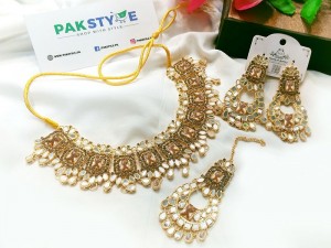 Heavy Bridal Jewelry Set with Earrings & Tikka Price in Pakistan