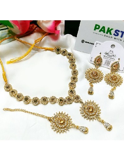 Elegant Champagne Stone Jewelry Set with Earrings & Tikka