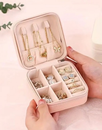 Contemporary Style Portable Jewellery St